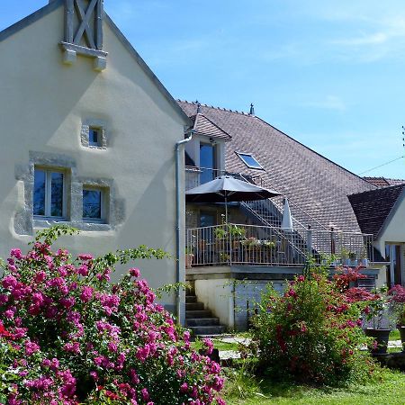 Joux-la-Ville Val De La Nef Bed & Breakfast エクステリア 写真