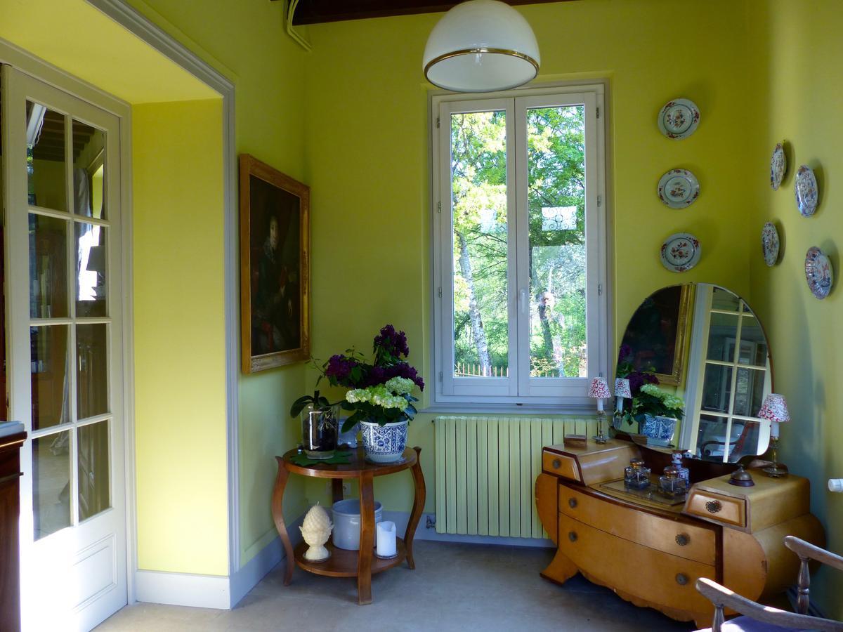 Joux-la-Ville Val De La Nef Bed & Breakfast エクステリア 写真