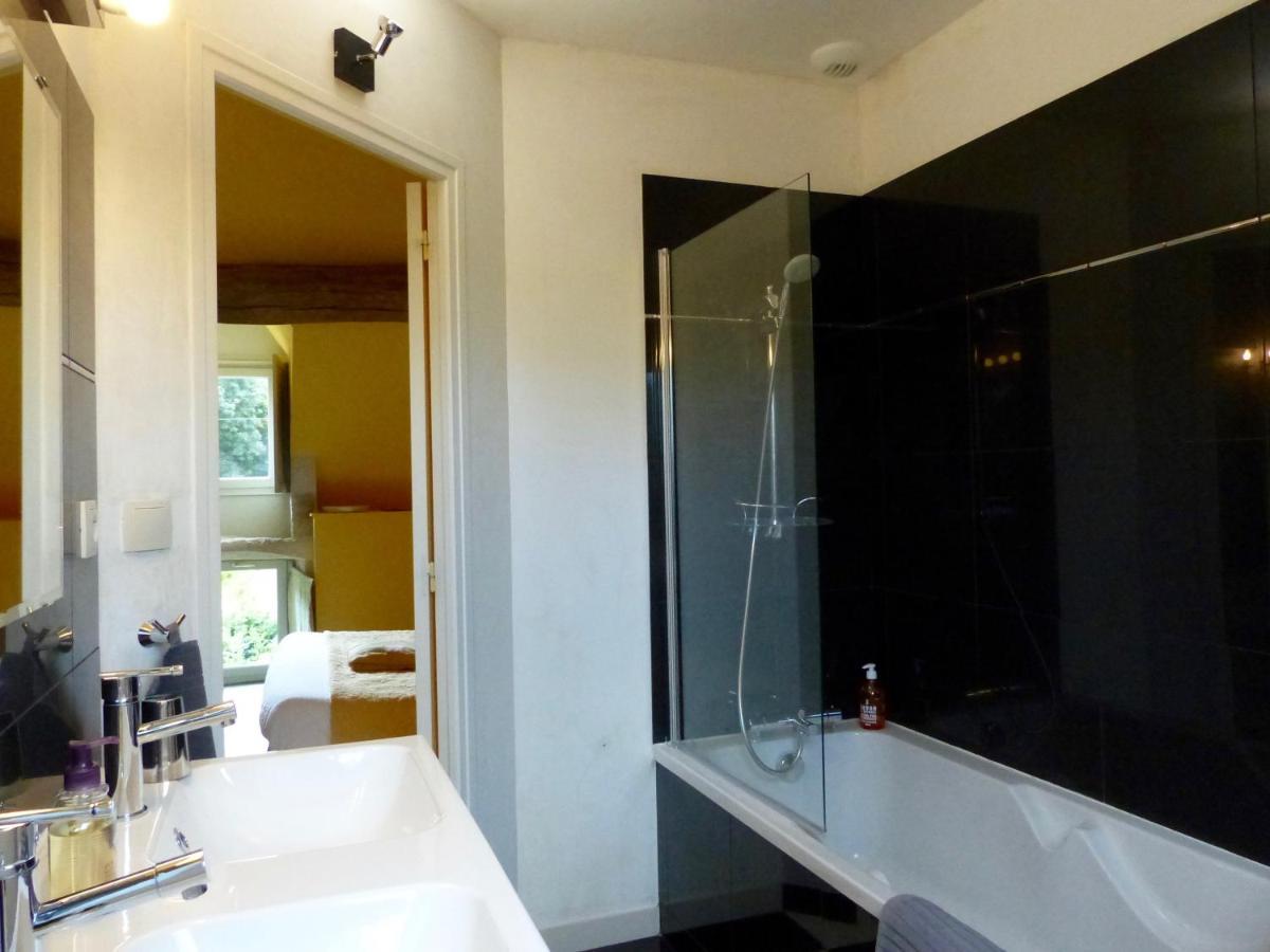 Joux-la-Ville Val De La Nef Bed & Breakfast エクステリア 写真